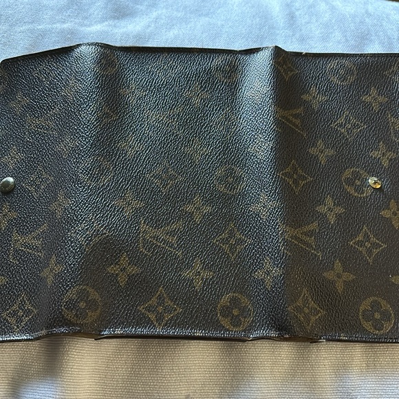 Louis Vuitton Monogram Authentic - Picture 11 of 16